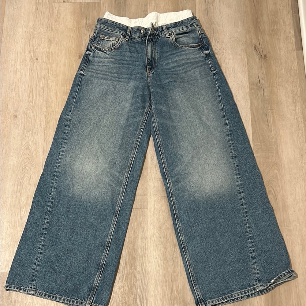Zara Women's Blue Wide-Leg Jeans with Boxers